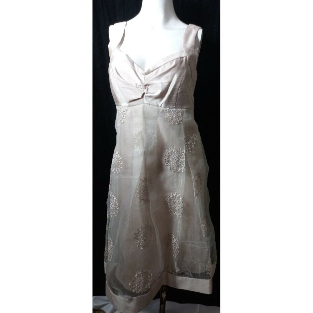 MIYIT COCKTAIL EMBROIDERY FLORAL ORGANZA METALLIC LIGTH BROWN SIZE 10 SLEEVELESS